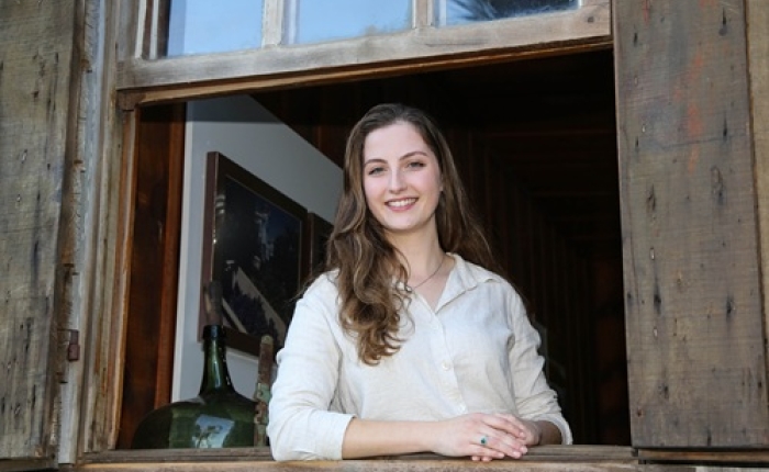 Conheça a Candidata: Jovana Ecker Varela 